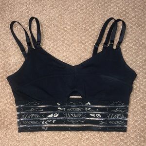 Stunning 🤩 Bombshell sportswear workout bra top size S in good used condition